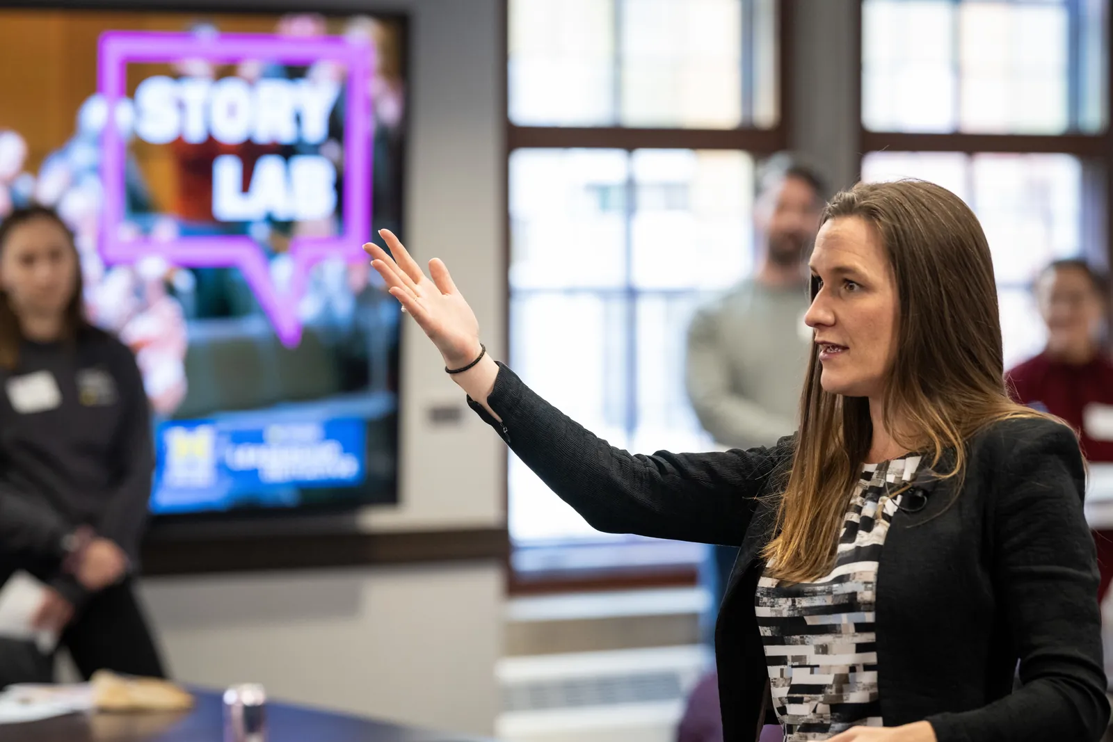 Stephanie Judd leading a storytelling workshop
